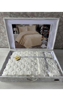 Покрывало EFOR в сундучке AHSEN 240*260 с наволочками (50*70) кремовый (KREM)