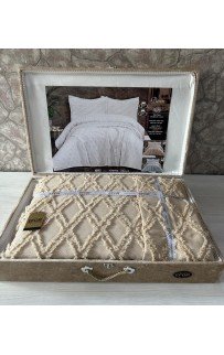 Покрывало EFOR в сундучке BEREN 240*260 с наволочками (50*70) капучино (CAPI)