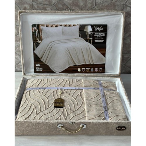 Покрывало EFOR в сундучке EFTELYA 240*260 с наволочками (50*70) кофейный (KAHVE)