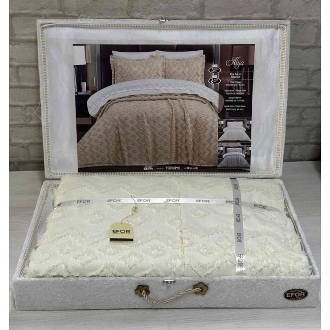 Покрывало EFOR в сундучке ALYA 240*260 с наволочками 2 шт.(50*70) кремовый (KREM)