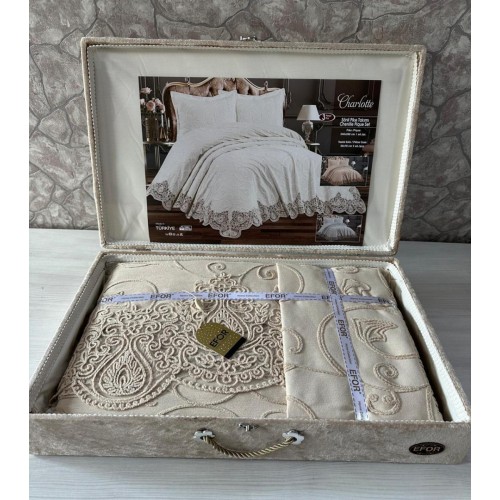 Покрывало EFOR в сундучке CHARLOTTE 240*260 с наволочками (50*70) капучино (CAP?)