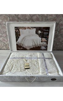 Покрывало EFOR в сундучке CHARLOTTE 240*260 с наволочками (50*70) кремовый (KREM)