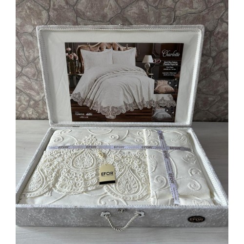 Покрывало EFOR в сундучке CHARLOTTE 240*260 с наволочками (50*70) кремовый (KREM)