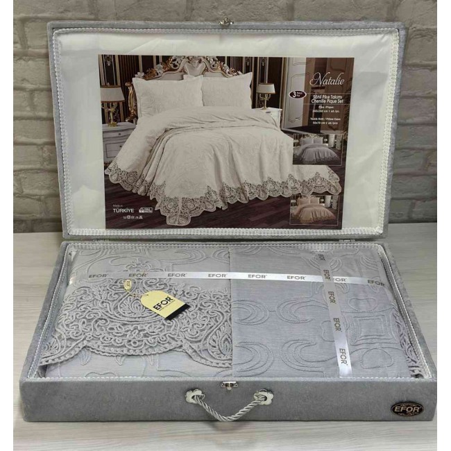 Покрывало EFOR в сундучке NATALIE 240*260 с наволочками (50*70) серый (GRI)