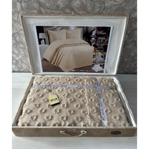 Покрывало EFOR в сундучке AHSEN 240*260 с наволочками (50*70) капучино (CAPI)