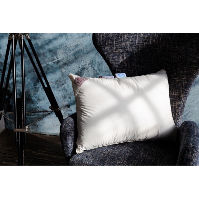 Подушка пуховая "КВИНЕЛЬ" высокая в египетском хлопке, упругая 50x70, GERMAN GRASS