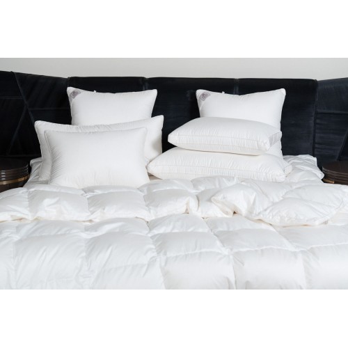 Подушка KING DOWN GRASS средняя с бортиком 68х68