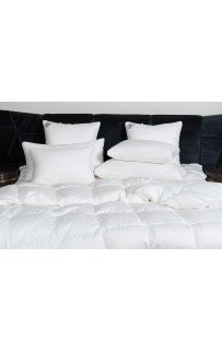 Подушка пуховая "КИНРОС" в тонком хлопковом сатине, средняя 50x70, GERMAN GRASS