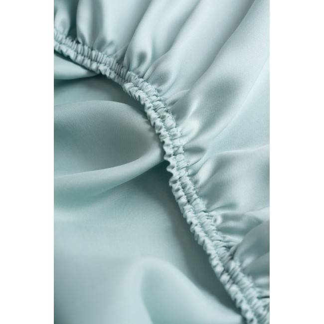 Простыня на резинке тенсель "БРИЛЛИАНТ" бирюзовый 180x200x40, GERMAN GRASS Простыня на резинке тенсель "БРИЛЛИАНТ" бирюзовый 180x200x40, GERMAN GRASS