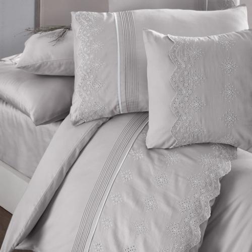 Постельное белье "Карвен" (жаккард с кружевами) евро Stela Sampanya