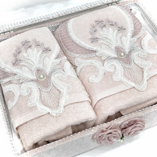 Набор полотенец Карвен "Rebeka" махра 50*90 / 70*140 сундук HS 1572