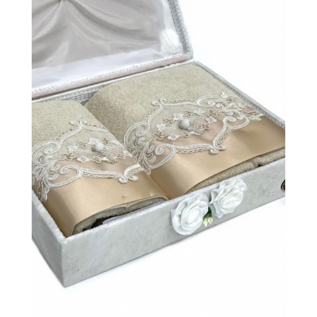 Набор полотенец Rebeka "FRANSIZ" махра 50*90/70*140 сундук HS1480 (V-5 ) бежевый (Акция)