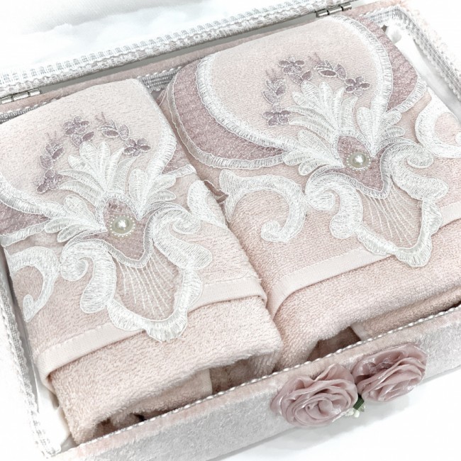 Набор полотенец Карвен "Rebeka" махра 50*90 / 70*140 сундук HS 1572