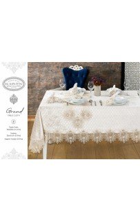 Скатерть Карвен "GRAND" 160*260 велюр с кружевом M 795 krem/кремовый