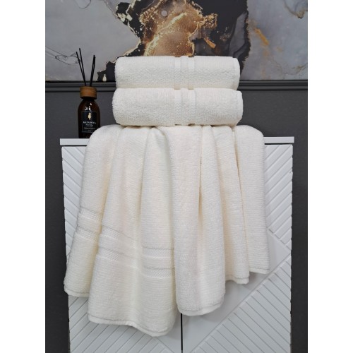 К-т полотенец Merlin (молоко) 70х140см(1),50х90см(1) KAZANOV.A.