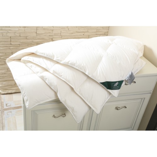 Одеяло Flaum SAHNE 150х200 всесезонное