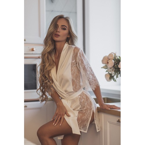 халат белый с белым кружевом L