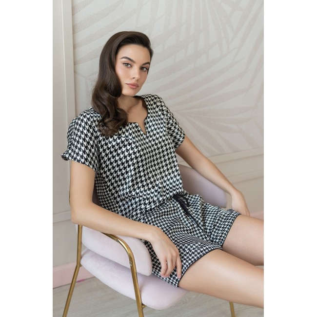 Julianna 3974 L