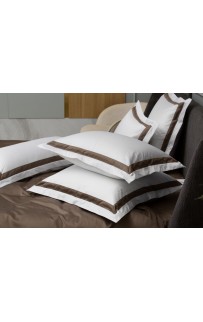 Наволочки с широкой отделкой "АЛЛЮР" альпийский молочный шоколад 70x70 (2шт), GERMAN GRASS