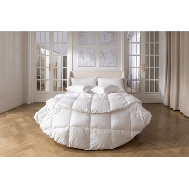 Одеяло пуховое "РОЯЛ" кассетное ручной работы, всесезонное круглое d-240, GERMAN GRASS