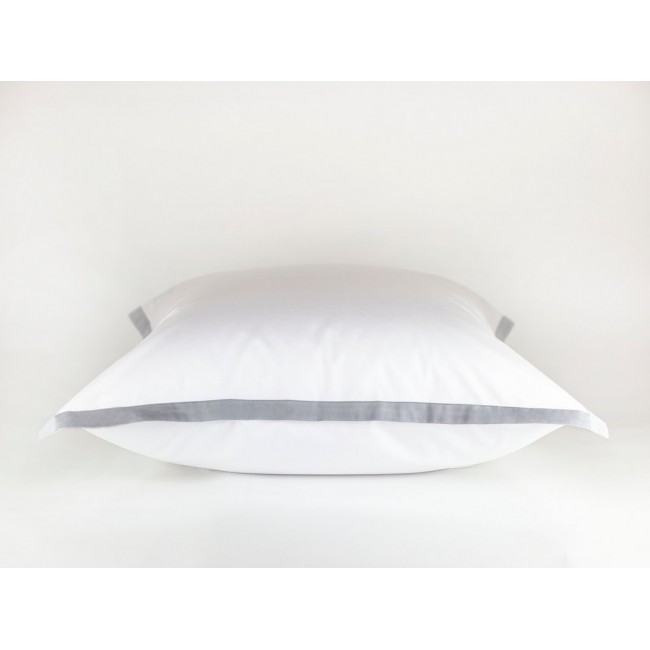 Наволочки "НОБИЛИС" белый с жемчужной отделкой 70x70 (2шт), GERMAN GRASS