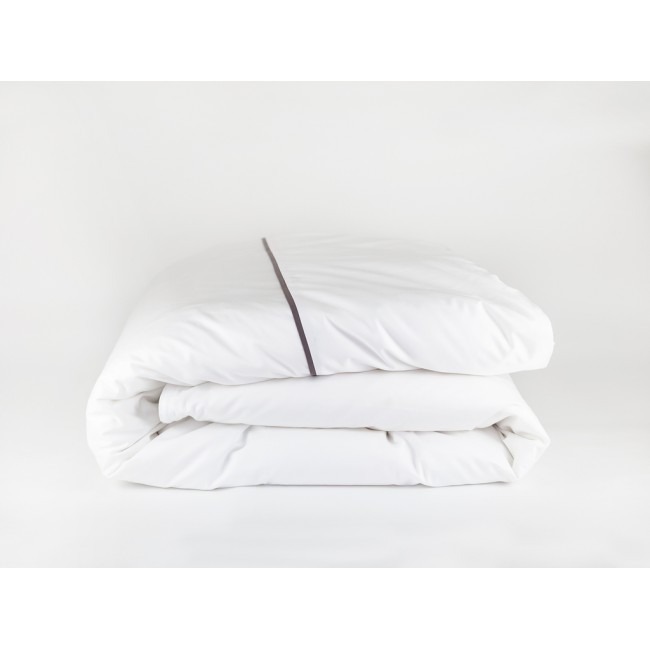 Пододеяльник "НОБИЛИС" белый с серой узкой отделкой 200x200, GERMAN GRASS Пододеяльник "НОБИЛИС" белый с серой узкой отделкой 200x200, GERMAN GRASS