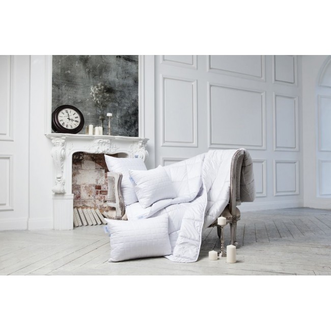 FWN06420 Подушка CAMEL FAMILIE WOOL регулируемая 68х68