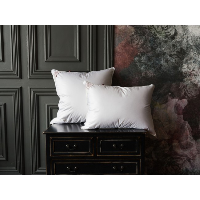 Подушка GRAND DOWN GRASS средняя 50х90 Подушка GRAND DOWN GRASS средняя 50х90