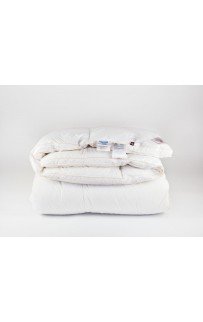 Одеяло QUEEN DOWN GRASS всесезонное с бортиком 160х220 Одеяло QUEEN DOWN GRASS всесезонное с бортиком 160х220