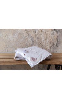 Одеяло LINENWASH GRASS всесезонное 200х220 Одеяло LINENWASH GRASS всесезонное 200х220