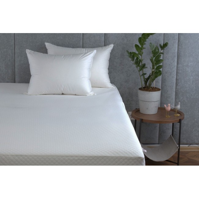 Наматрасник MATTRESS DRY&STRETCH непромокаемый с юбкой 180x200x40