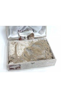 Скатерть "ZEYNEP" 160*220 велюр с круж.(сундук) М 764 кофейный