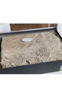 Скатерть Карвен "PETRANA" 160*300 велюр с кружевом M 796 capuccino/капучино