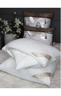 Подушка Kangury Mammy By Testo 70х70 KAZANOV.A.