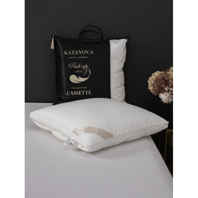 Подушка Cassette (жемчуг) 70х70 KAZANOV.A.