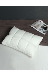 Подушка Cassette (жемчуг) 70х70 KAZANOV.A.