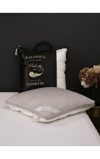 Подушка Cassette (жемчуг пепел) 70х70 KAZANOV.A. Подушка Cassette (жемчуг пепел) 70х70 KAZANOV.A.
