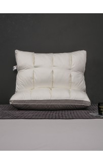 Подушка Cassette (жемчуг пепел) 70х70 KAZANOV.A. Подушка Cassette (жемчуг пепел) 70х70 KAZANOV.A.