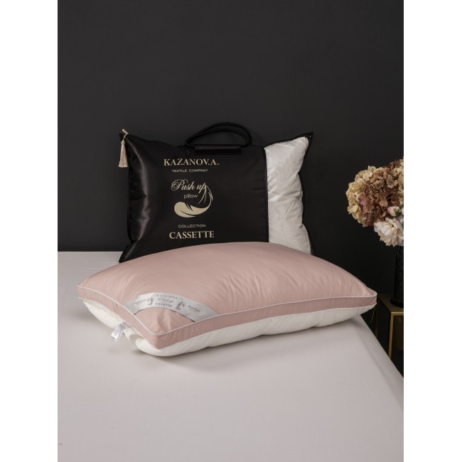 Подушка Cassette (жемчуг пудра) 50х70 KAZANOV.A.