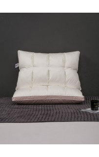 Подушка Cassette (жемчуг пудра) 70х70 KAZANOV.A.