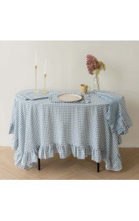 Скатерть с рюшами "Темпл" PASIONARIA