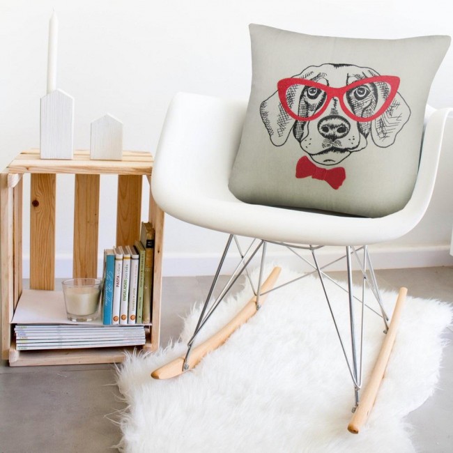 Подушка декоративная Primavelle 45х45 с вышивкой, полулен Подушка декоративная Primavelle 45х45 с вышивкой, полулен