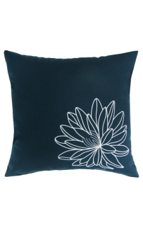 Подушка декоративная Primavelle 40х40 с люминесцентной вышивкой Подушка декоративная Primavelle 40х40 с люминесцентной вышивкой