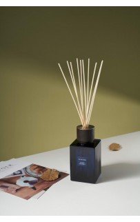 Violet bouquet Ароматический диффузор (500мл) Violet bouquet Ароматический диффузор (500мл)