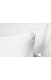 Подушка Flaum SCHNEE 70х70 средняя